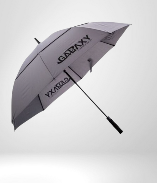 Grauer Golfschirm mit GALAXY Schriftzug, robust, großer Schirm für Golfspieler