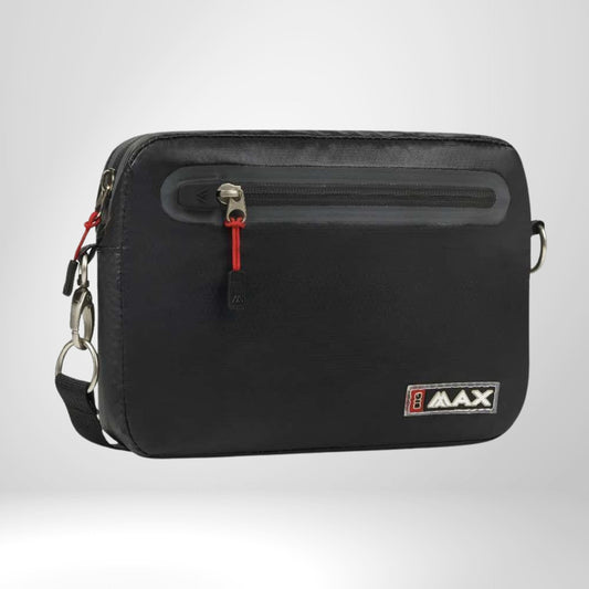 Schwarze Golf Zubehörtasche mit Reißverschluss und Schultergurt, MAX Logo vorne