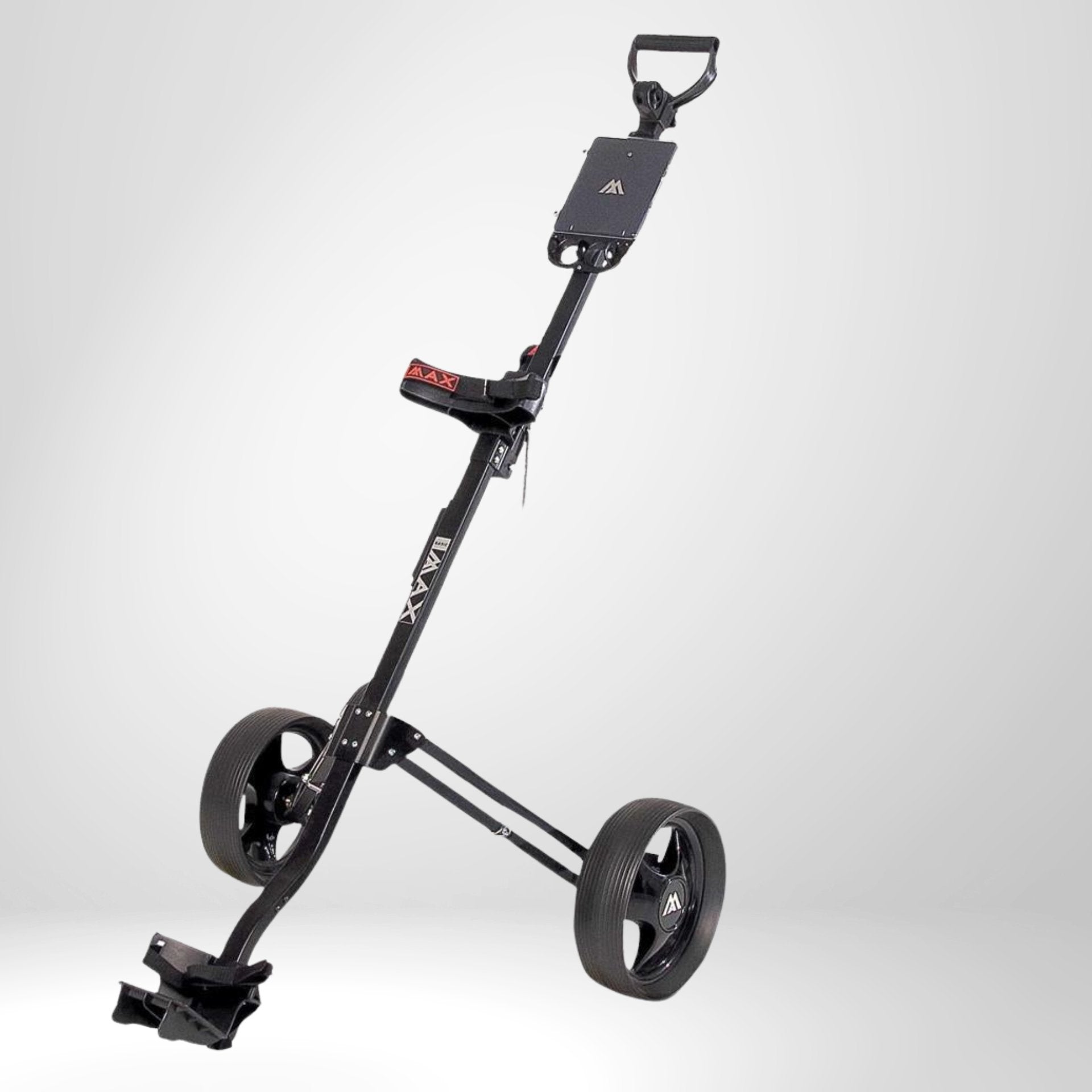 Schwarzer Golf Trolley mit zwei Rädern und Griff, freigestellt vor hellem Hintergrund