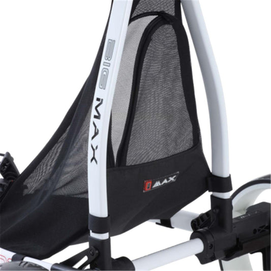 Detail eines Golf Trolleys mit Netz-Aufbewahrung und stabilem weißen Rahmen