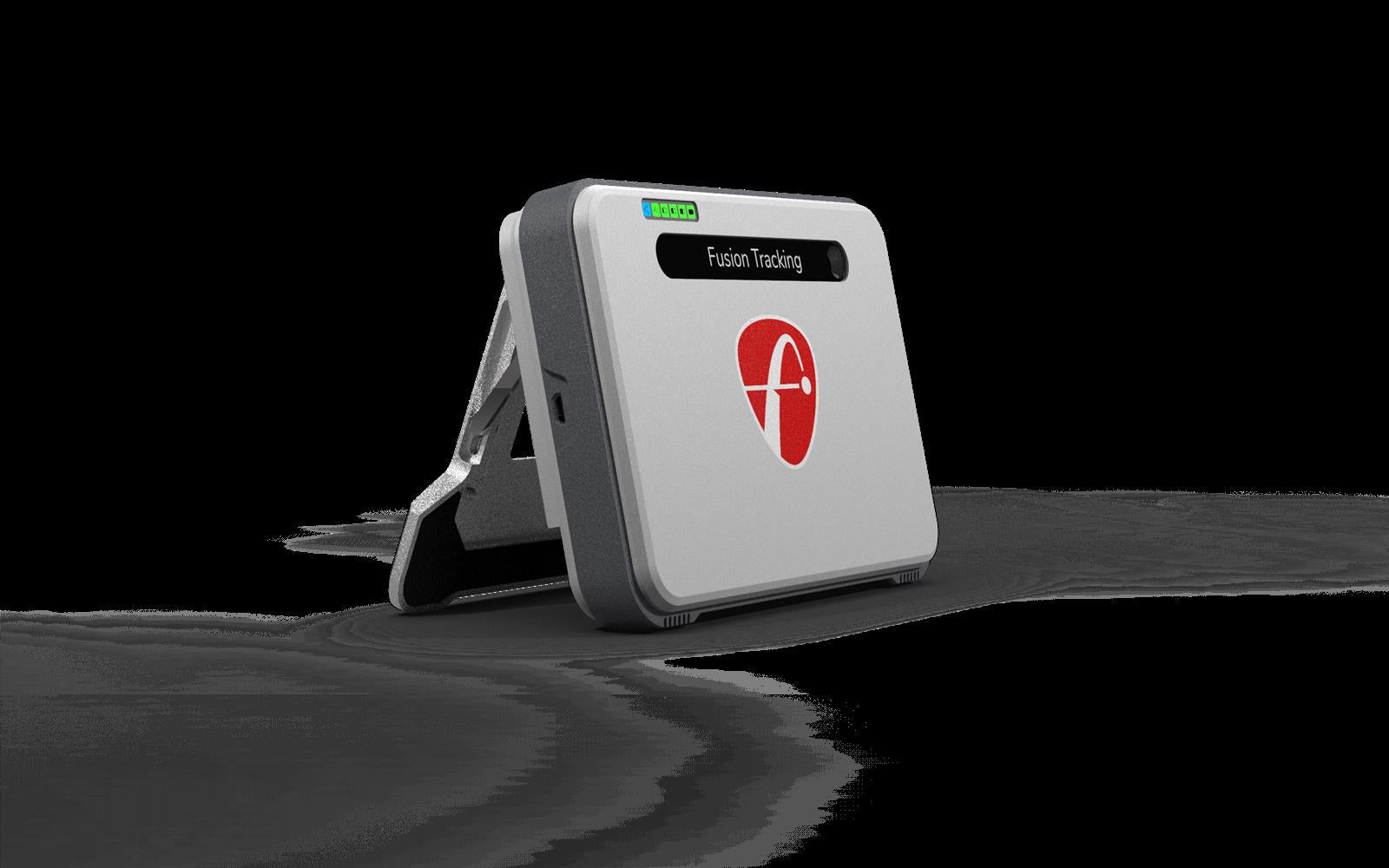 Mobiles Golf Launch Monitor mit Fusion Tracking auf schwarzem Hintergrund, modernes Design