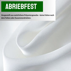 Weiße, abriebfeste Polyesterstoffbahn, faltenfrei und glatt, Nahaufnahme des Gewebes.