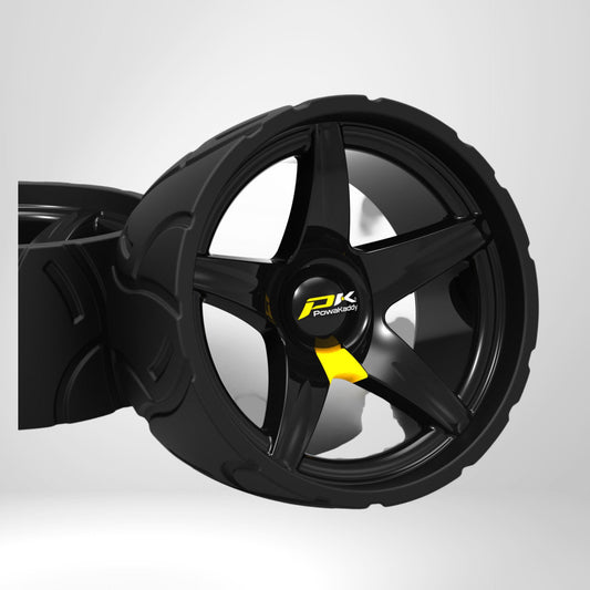 Schwarzes Powakaddy Sport Rad für Golf E-Trolley, robustes Profil, modernes Design.