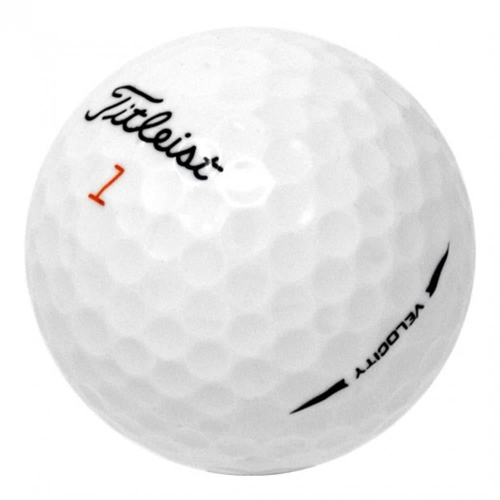Weißer Golfball mit Schriftzug, Dimple-Oberfläche, Nahaufnahme, Golfzubehör Produktfoto